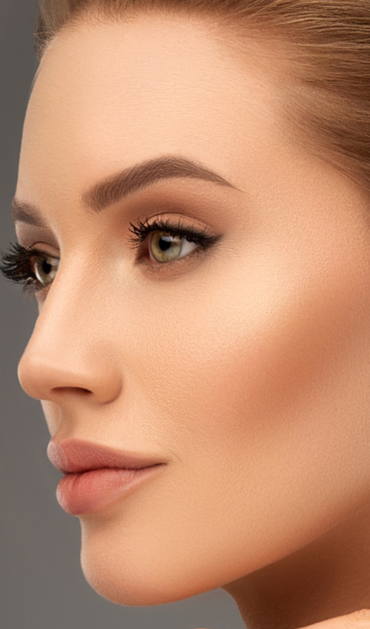 Rubores de Maquillaje: Descubre Cómo Aplicarlos para Obtener un Look Deslumbrante